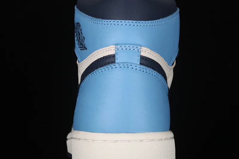 All categories Air Jordan Jordan series basketball shoes Air Jordan 1 High pure original version Air Jordan 1 AJ1 black and blue toe Joe 1 obsidian North Carolina blue 555088-140